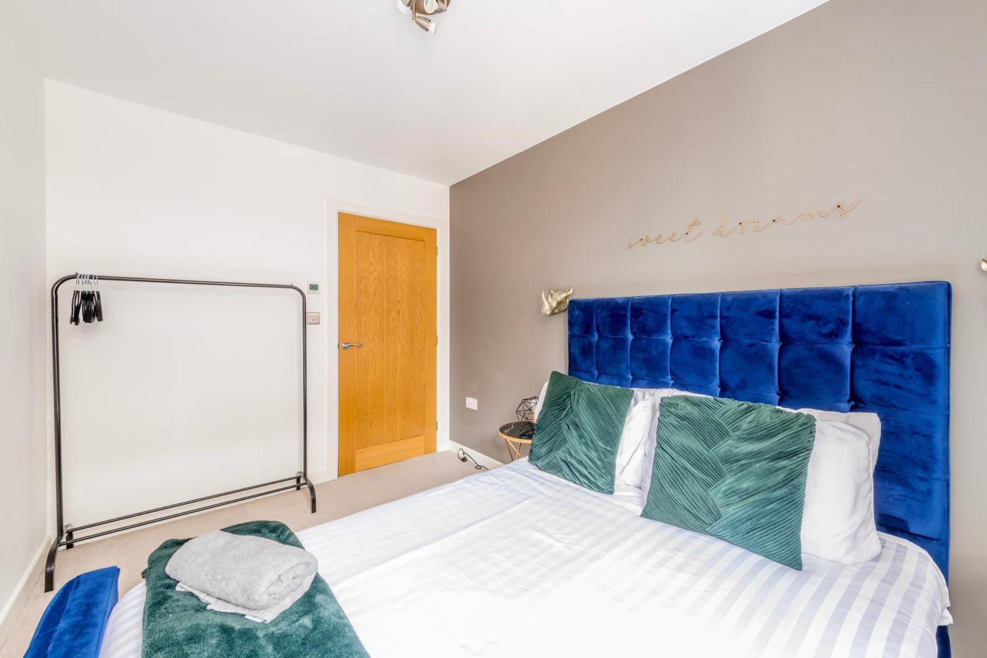 Contemporary Abbey Yard By Prescott Apartments アビンドン エクステリア 写真